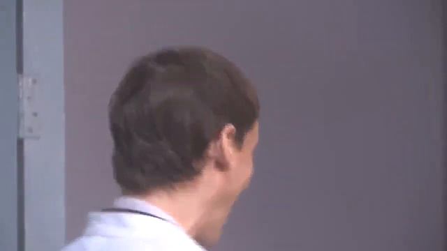 У неё преждевременные сохранять невозможно, началась родовая деятельность. (Неудачные дубли)