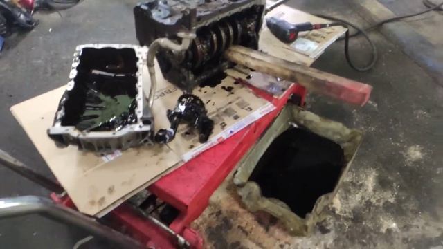 Ремонтировать двигатель или заменить на контрактный? ??? смотреть онлайн