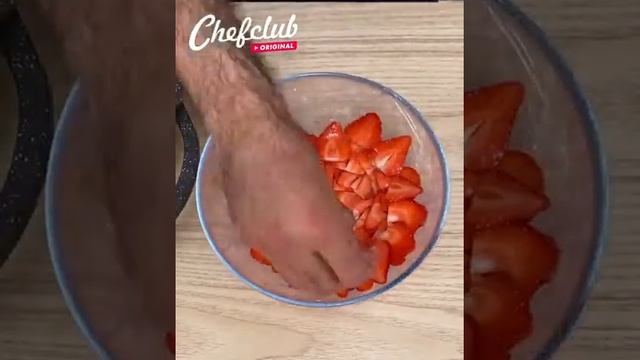 Клубничный морозный вулкан пирог смотреть онлайн