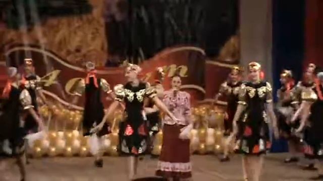 Россия Анастасия Нечитайло и танц ансамбль ДМШ на праздновании 4о летия района смотреть онлайн