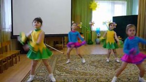 Люсия 5 лет - танец "Страна чудес"