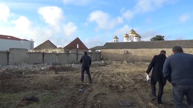 В Анапе продолжается борьба с самостроями смотреть онлайн