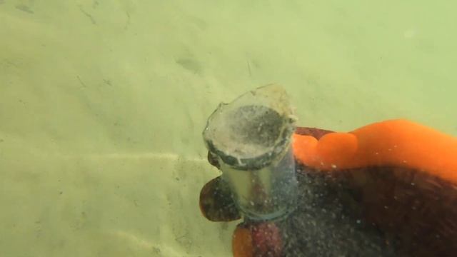 Опасность в озёрах - как я порезался меньше чем за одну минуту горлышком разбитой бутылки/шесть шво