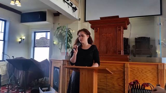 Стихотворение
"Мальчик и пианист" смотреть онлайн