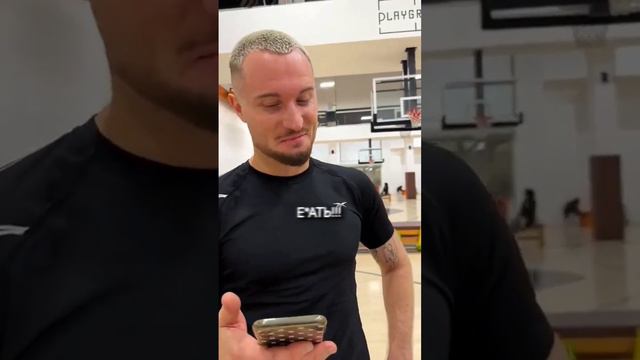 ГУДИ И ЧИПИНКОС УГАДЫВАЮТ ЦЕНУ КРОССОВОК, 200 МИЛЛИОНОВ РУБЛЕЙ? 😳🔥 смотреть онлайн