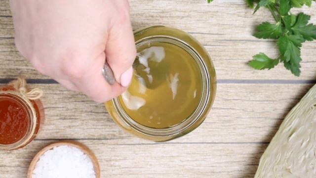 Квашеная капуста с медом и солью в банке смотреть онлайн