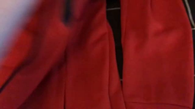 Кофта Uniqlo смотреть онлайн