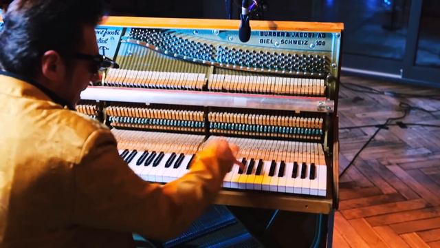 NICO BRINA - THE BOOGIEMAN FROM SWITZERLAND (Boogie Woogie, Blues & Rock'n'Roll) смотреть онлайн