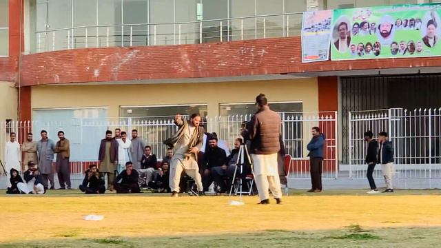 Pahlwan saad Nar vs Pahlwan zeshan billa bini mela kotli azad kashmir смотреть онлайн