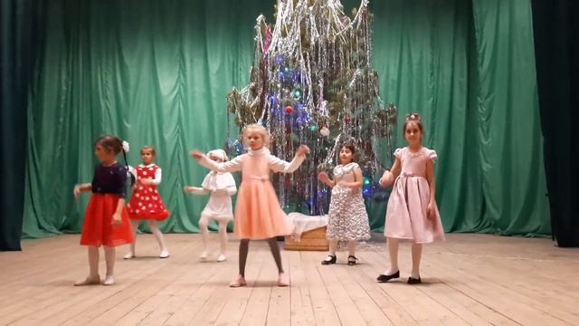 Каргинский ЦСДК танец младшая группа смотреть онлайн