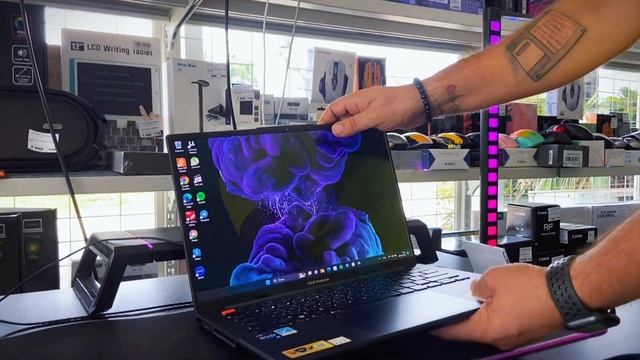 Обзор на ноутбук Asus VivoBook S 14 OLED. смотреть онлайн