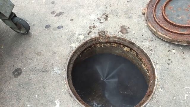 Прочистка и откачка канализации http://reg-kom-service.ru/ 8(495)151-89-11 смотреть онлайн