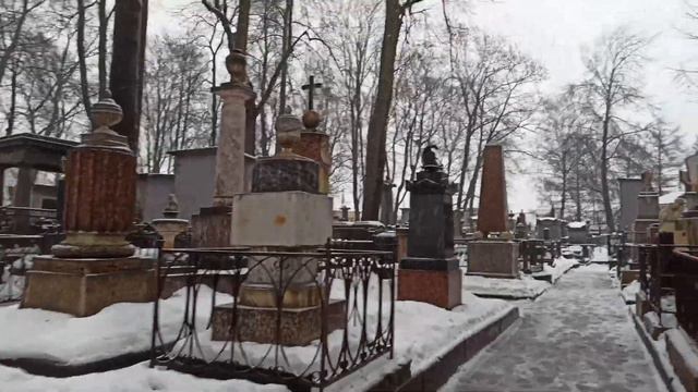 Некрополь XVIII века в Свято Троицкой Александро Невской Лавре (Часть 2) смотреть онлайн