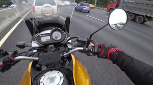 Перегоняю Honda Transalp 700 по МКАДу и делюсь впечатлениями.