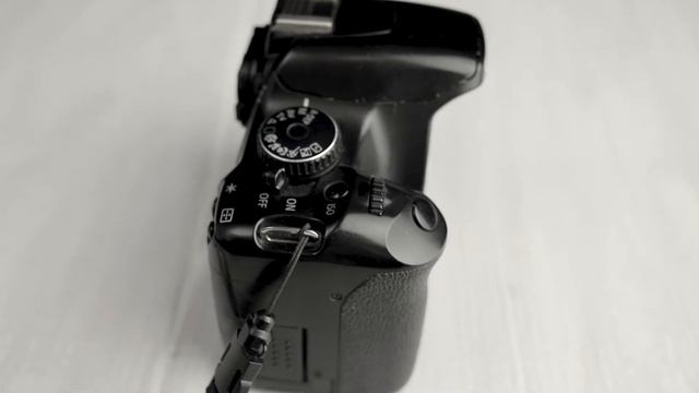 Canon 450D смотреть онлайн