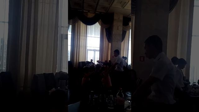 Танцы на свадьбе смотреть онлайн