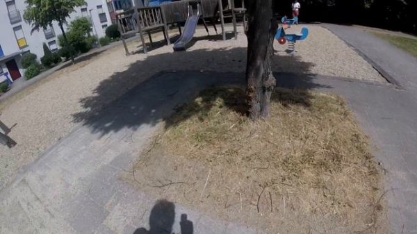 Betafpv Meteor65 Pro. Трюки на FPV-дроне по дилетантски. Ударим квадрокоптером по детской площадке!