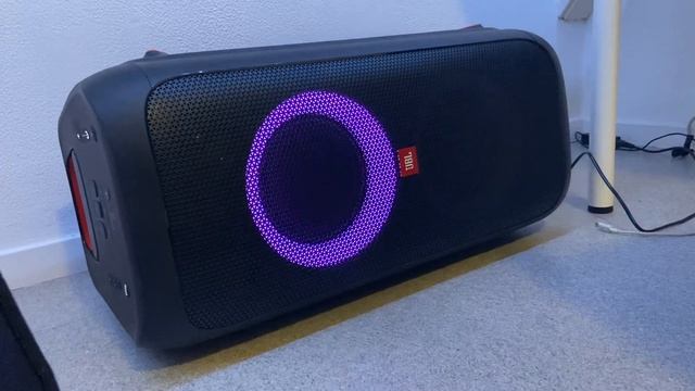 JBL Partybox 310 (insane sound) BASS TEST ~ indoors смотреть онлайн