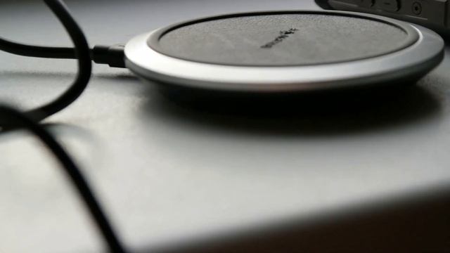 Беспроводное зарядное устройство Blitzwolf BW FWC1 смотреть онлайн