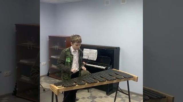 Б.Барток-"Детская пьеса"на ксилофоне! смотреть онлайн