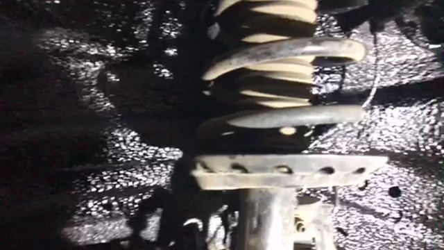 Land rover Freelander 2, используем жидкую резину для нанесения на внутреннюю полость арок смотреть онлайн