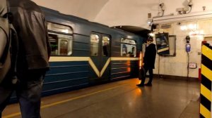 Движение поездов на станции метро «Нарвская». Кировско-Выборгская линия, (КВЛ), (1 линия).