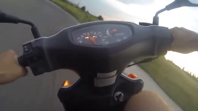 Suzuki Address V125G, картодром смотреть онлайн