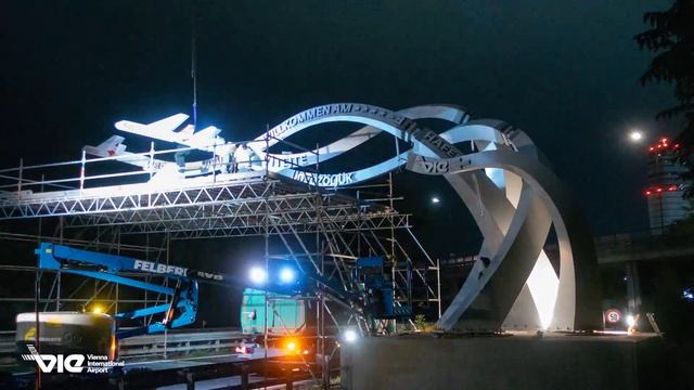 Flughafen Wien Einfahrtsbauwerk Timelapse смотреть онлайн