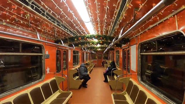 ЛЕГЕНДА МОСКОВСКОГО МЕТРО! НОВОГОДНИЙ РЕТРОПОЕЗД ЕЖ-3 2023 НА ТАГАНСКО-КРАСНОПРЕСНЕНСКОЙ ЛИНИИ! смотреть онлайн