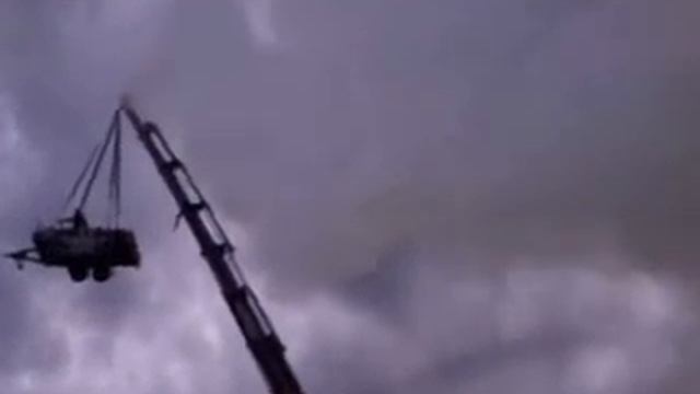 BMC Burnout hoog in de lucht смотреть онлайн