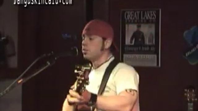 Tony Shultz at Hanna's Pub open mic hosted by DangusKincaid смотреть онлайн