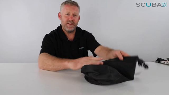 Mares Cruise Dry Ultra Light, 5, 10 and 25L, product review by Kevin Cook, SCUBA.co.za смотреть онлайн