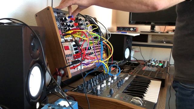 Lewd Dynamics - Live Studio Performance смотреть онлайн