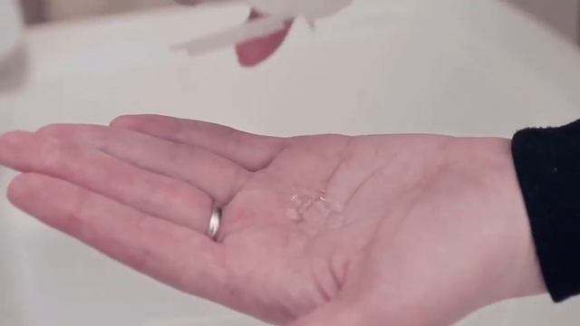 Гель для умывания от от корейской фирмы Holika Holika смотреть онлайн