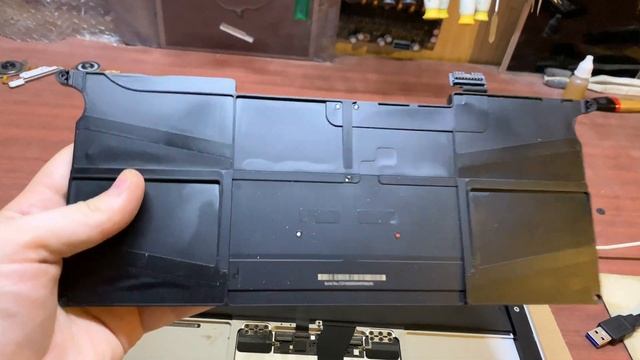 Зависает MacBook Air 11 Early 2014 A1465 смотреть онлайн