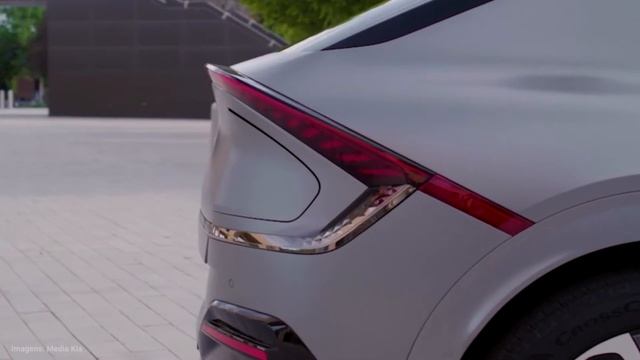 O novo crossover Kia EV6 inaugura uma nova era de emoção na direção elétrica! смотреть онлайн