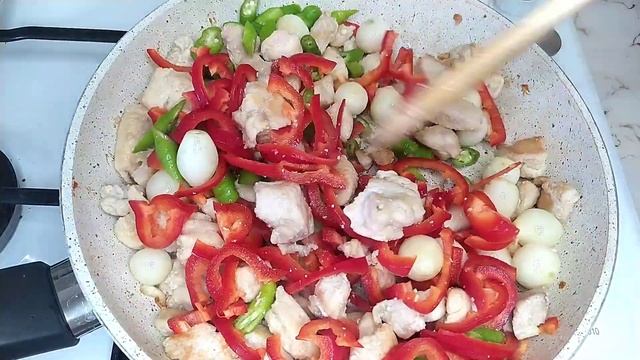 СОТЕ ИЗ КУРИЦЫ С ОВОЩАМИ / Что приготовить из куриного филе/ Рецепты турецкой кухни. смотреть онлайн