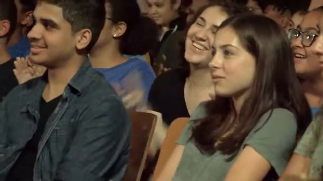 Jimmy Fallon and Kevin Hart Go Back to High School10 смотреть онлайн