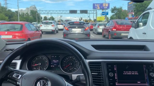 Full Autopilot. Active Distronic. VW Atlas 3.6