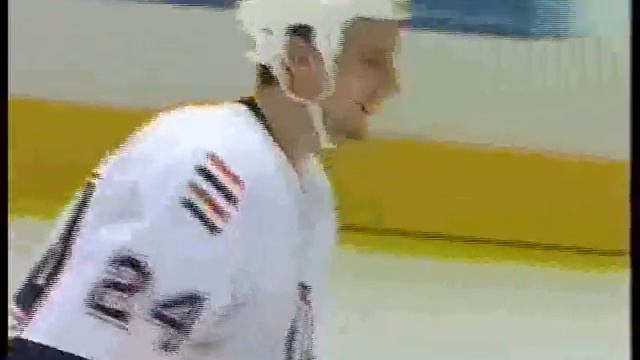 Alexei Yashin assists on Radek Martinek goal vs Red Wings (2002) смотреть онлайн