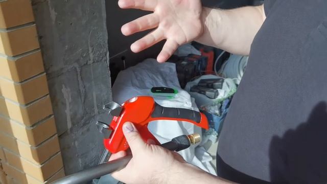 Опрессовка фитинга Rehau 20мм инструментом Virax смотреть онлайн