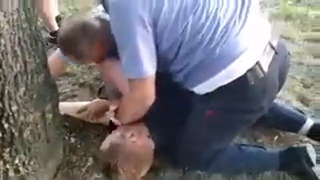 Жестокое задержание в Минске. Беларусь. смотреть онлайн