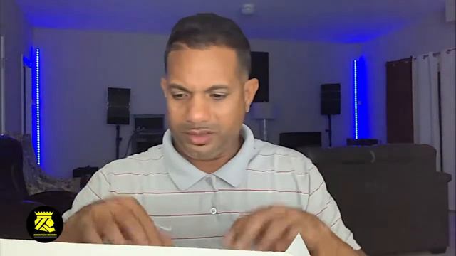 Shure SM7B Microphone Unboxing & Setup смотреть онлайн