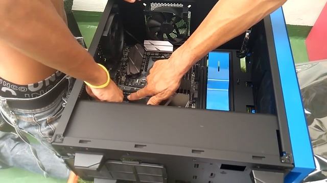 Mi Nuevo ( Y Querido ) Pc смотреть онлайн