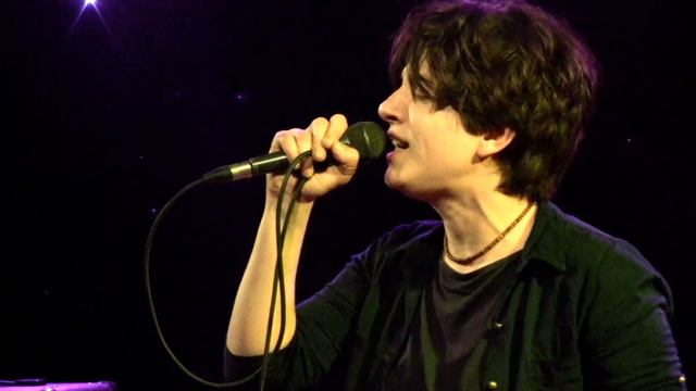 Агата Вильчик и Анна Минакова || В городе моем (исп.Ж.Агузарова) || Киев, Бочка (07.04.2017) смотреть онлайн