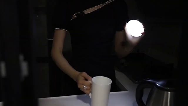 Умный дом Индукционный ночник для человеческого тела Светодиодный шкаф / Свет в коридоре / Ночник смотреть онлайн