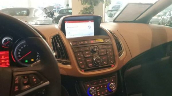 Opel zafira diesel 2014