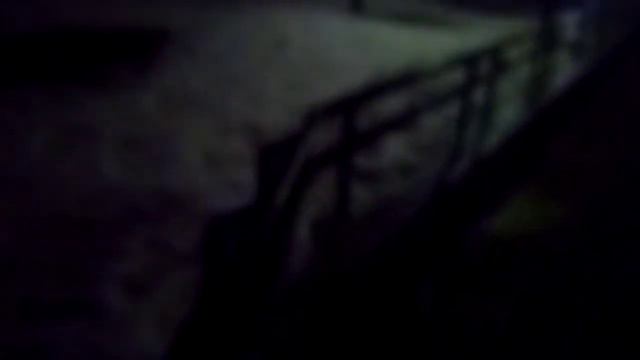 Ем сладкое на улице, ночью смотреть онлайн