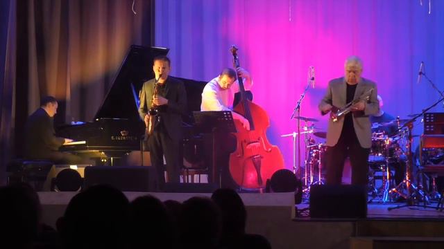 Konstantin Safyanov. Saxophones / Flute