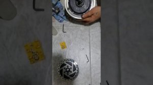 #2  как снять заднее колесо и почистить могнито и ротор на электро самакат куго м5
